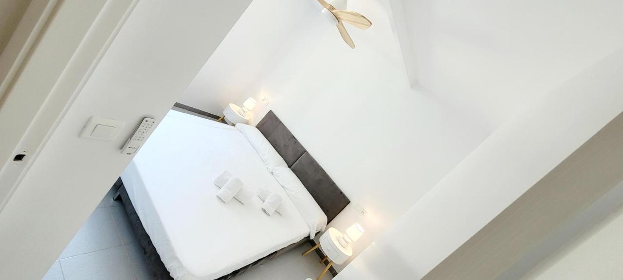 Precioso Apartamento Reformado En 1Ra Linea De Mar Sin Vistas Calella De Palafrugell Esterno foto