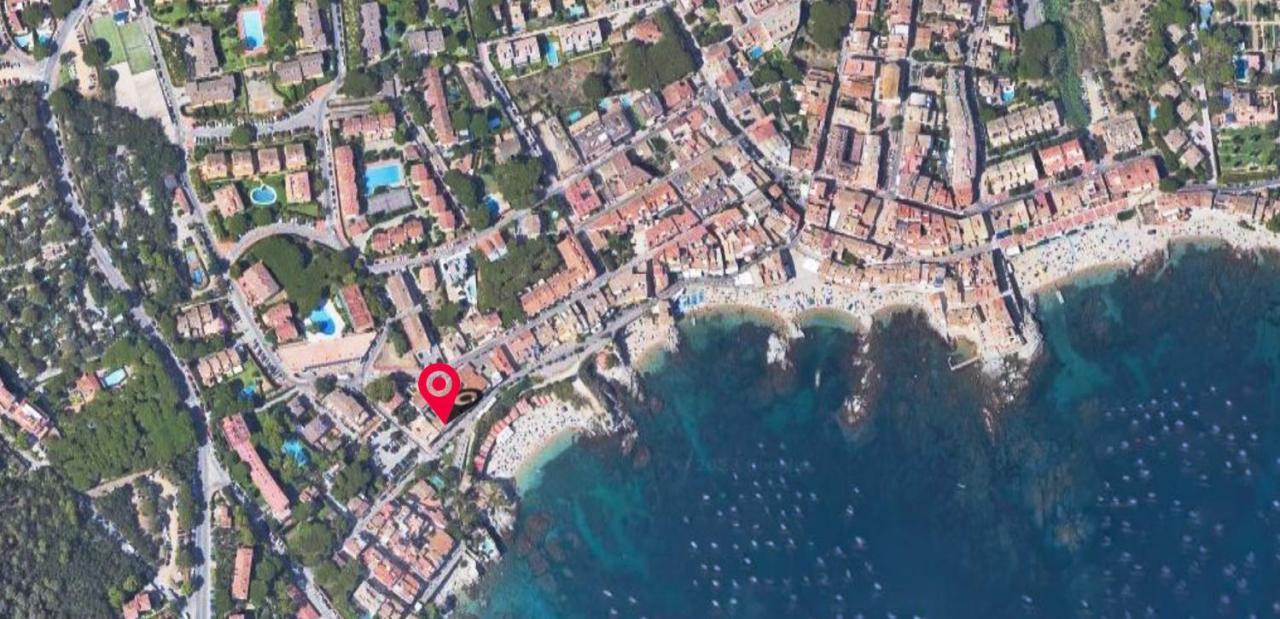 Precioso Apartamento Reformado En 1Ra Linea De Mar Sin Vistas Calella De Palafrugell Esterno foto